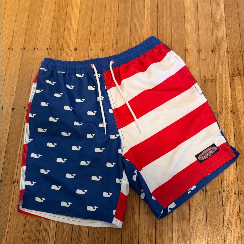 Vineyard Vines American Flag Swim Trunks NWOT
